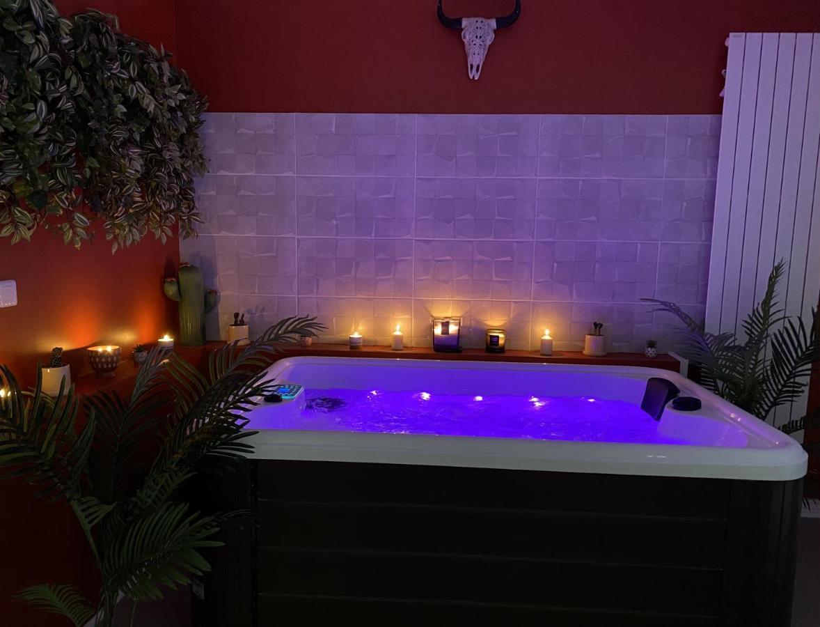 House Of Spa Privatif - Jaccuzi Et Sauna Livry-Gargan Exterior foto